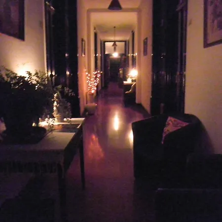 Casa de hóspedes Pensao Flor De *