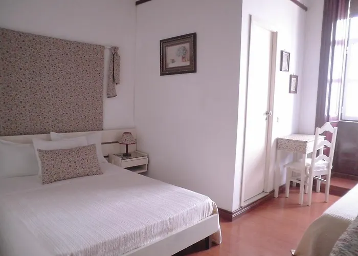 招待所 Pensao Flor De 科英布拉