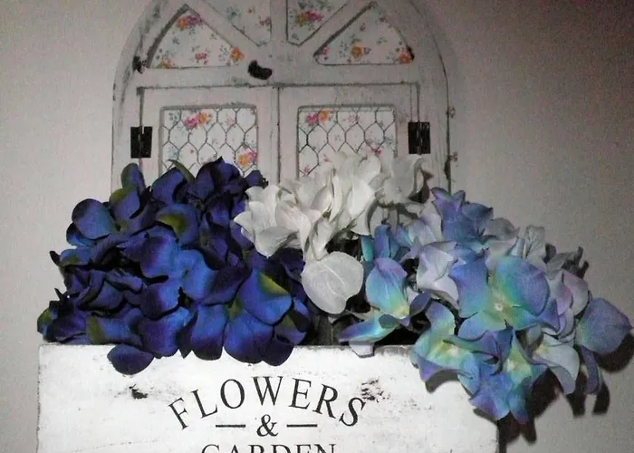 Pensao Flor De 招待所 *